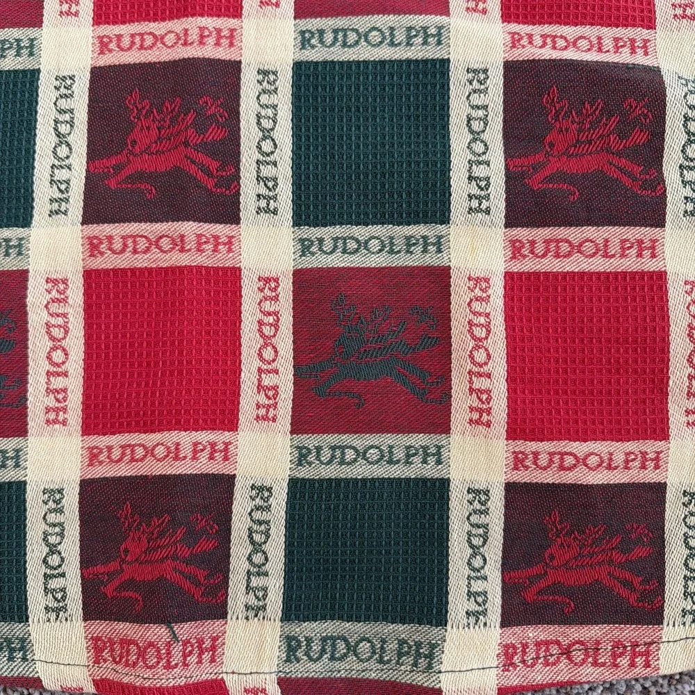 Vtg Red Green Woven Round Christmas Tablecloth 